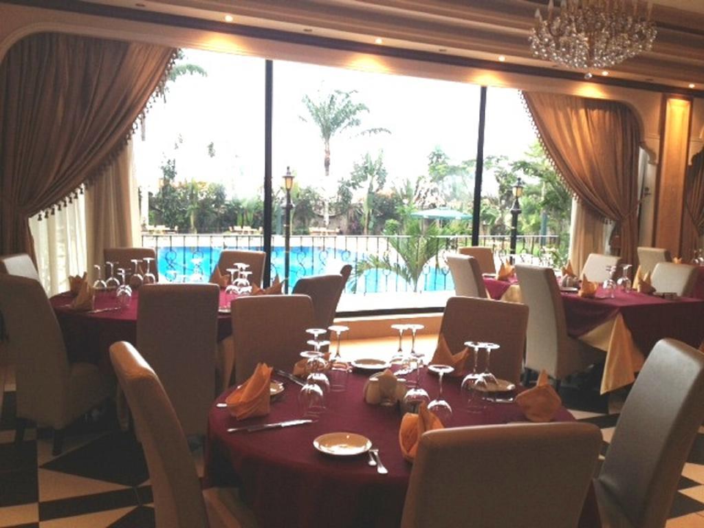 Atlantic Palace Hotel ปวงต์-นัว ภายนอก รูปภาพ