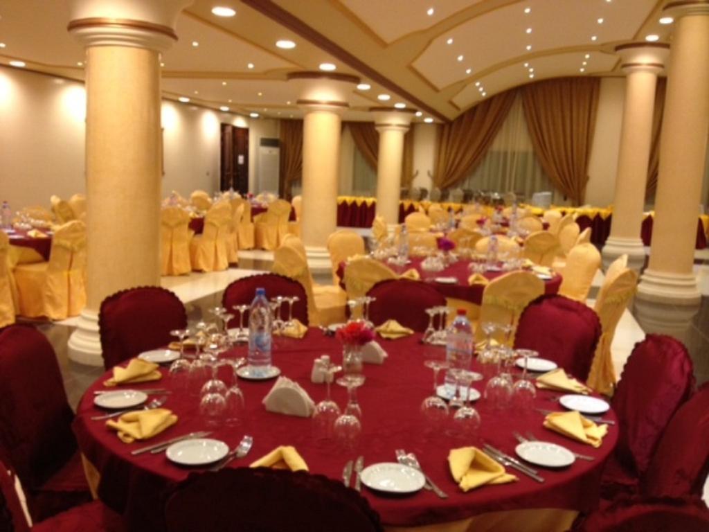 Atlantic Palace Hotel ปวงต์-นัว ภายนอก รูปภาพ