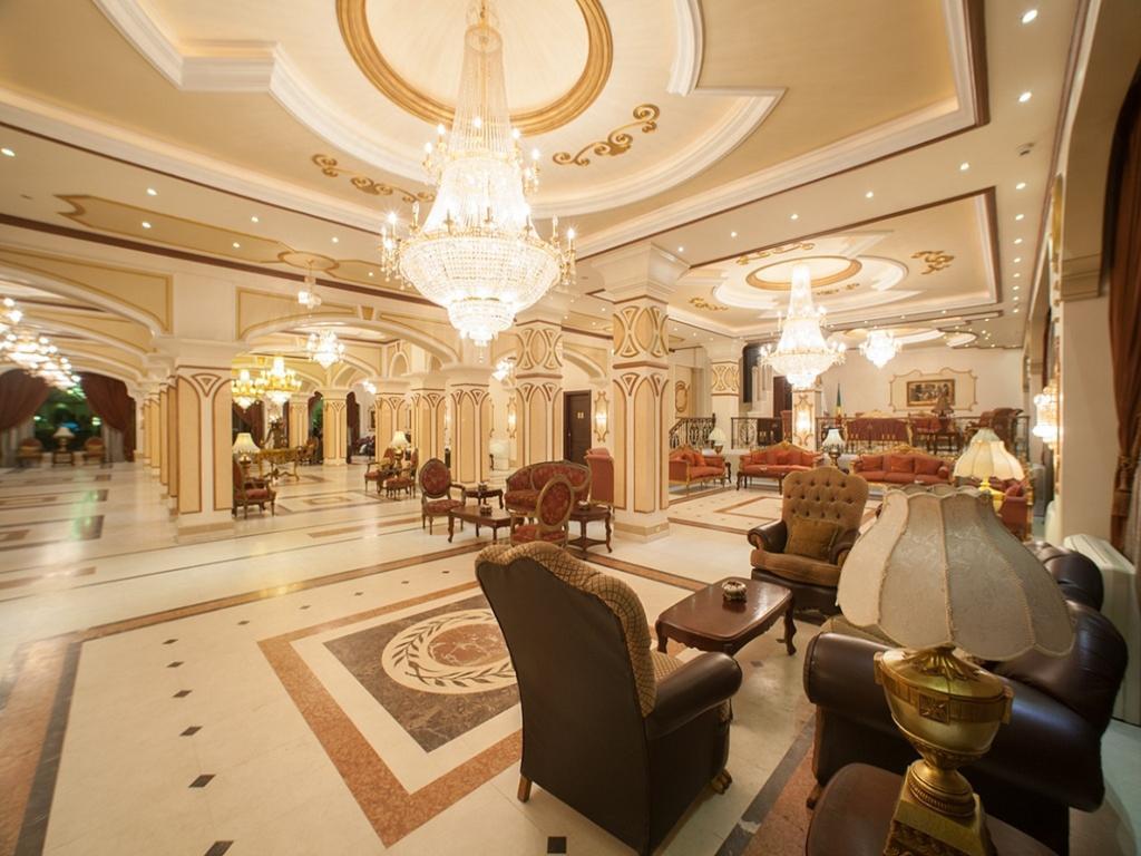 Atlantic Palace Hotel ปวงต์-นัว ภายนอก รูปภาพ