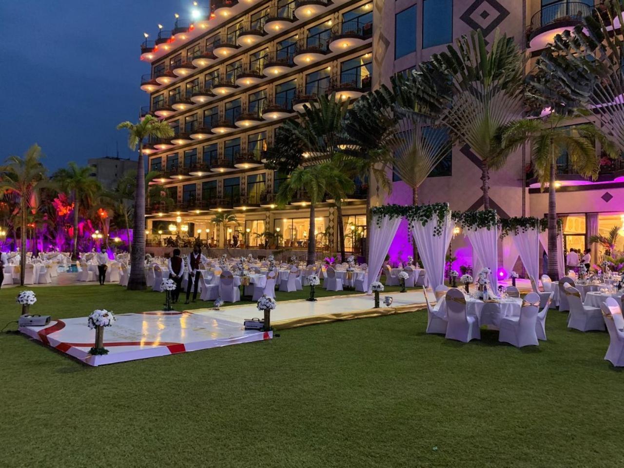 Atlantic Palace Hotel ปวงต์-นัว ภายนอก รูปภาพ