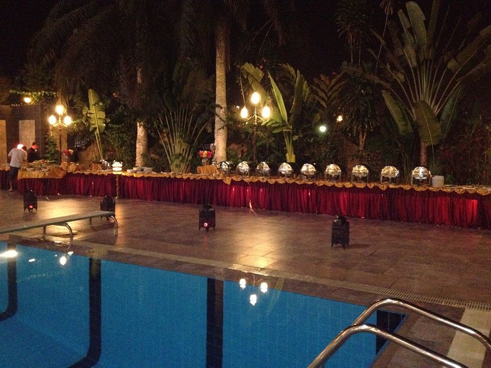 Atlantic Palace Hotel ปวงต์-นัว ภายนอก รูปภาพ